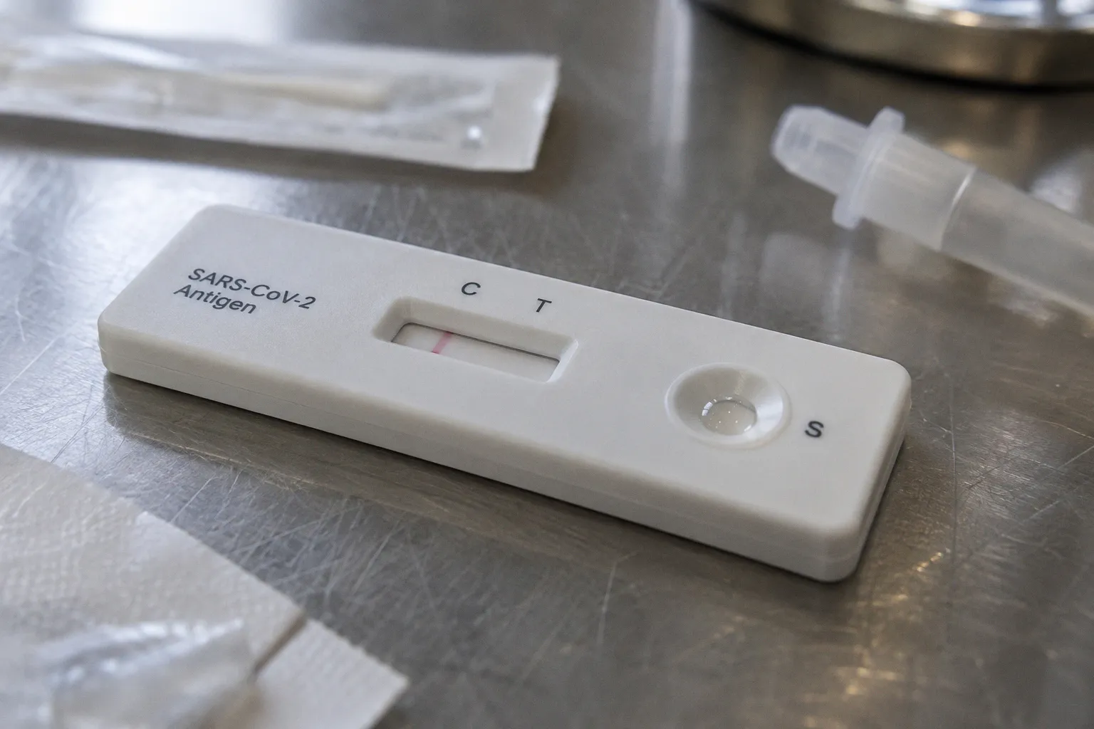 Antigentest Spezifität: Warum falsch positive Ergebnisse entstehen